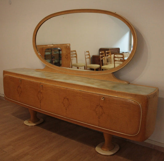 Mid-century modern sideboard by Vittorio Dassi from the 1950s in wood with a vintage oval mirror from Dario Raia Antiques