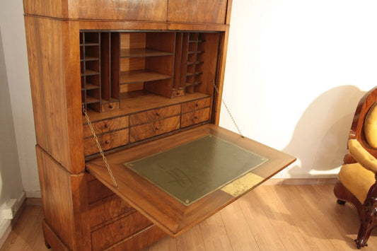 Splendid late 19th century Umbertine secretaire in solid oak with sideboard and folding surfaces
