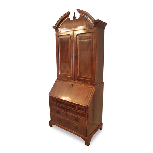 Splendid Louis XVI trumeaux in walnut with folding top and numerous drawers in vintage English style