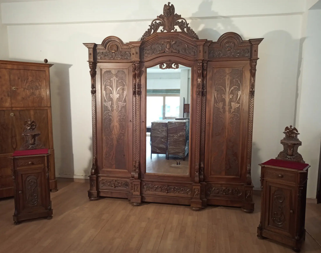 Antique Neo-Renaissance style furniture for your home:
