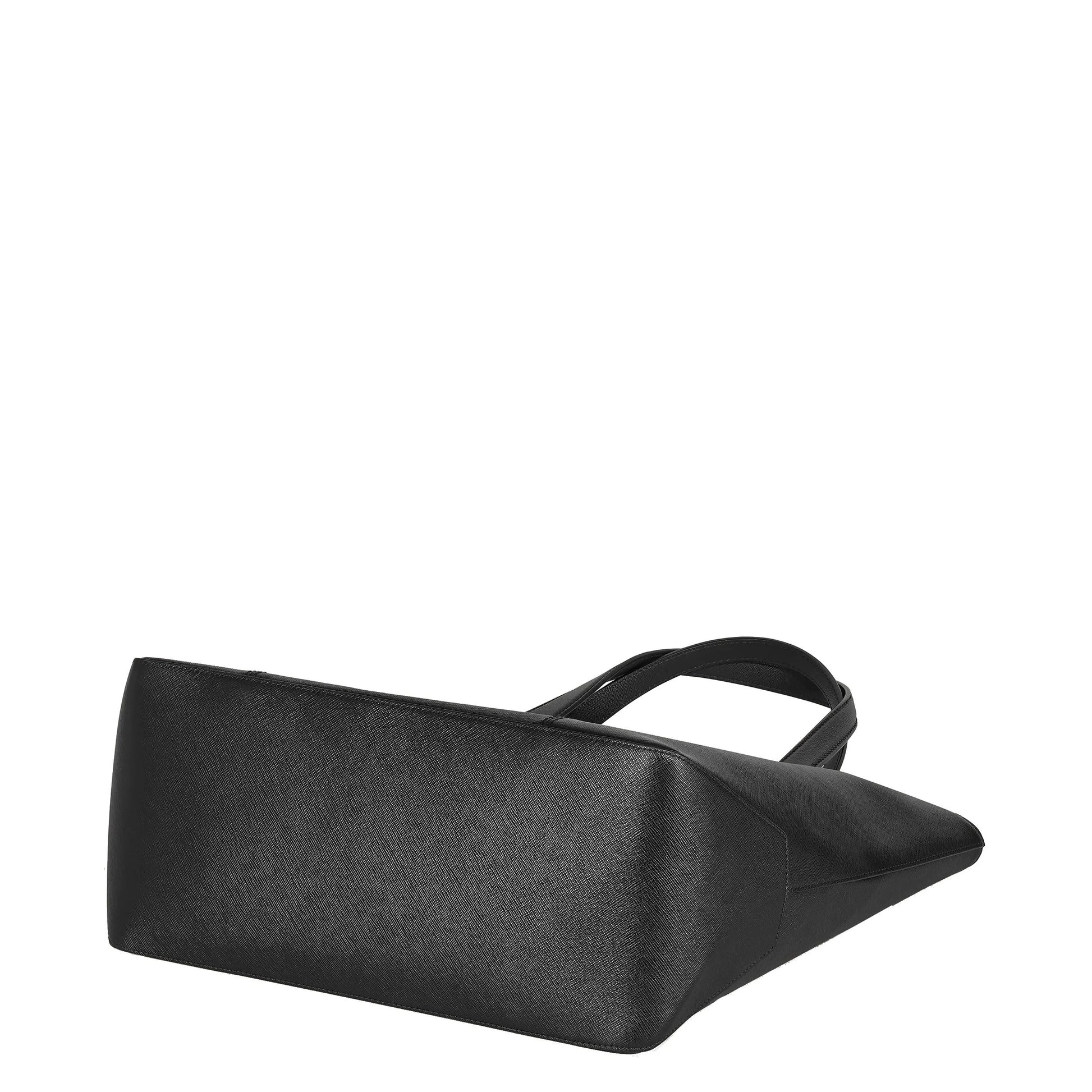 Montblanc Sartorial Tote Bag in Black with a minimalist design and a structured finish in fine leather.