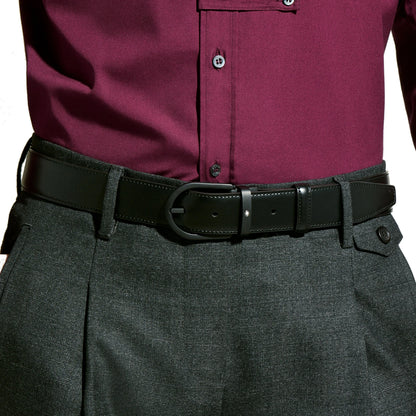 Montblanc elegant 35mm tubular belt in luxurious black leather with minimalist horseshoe buckle