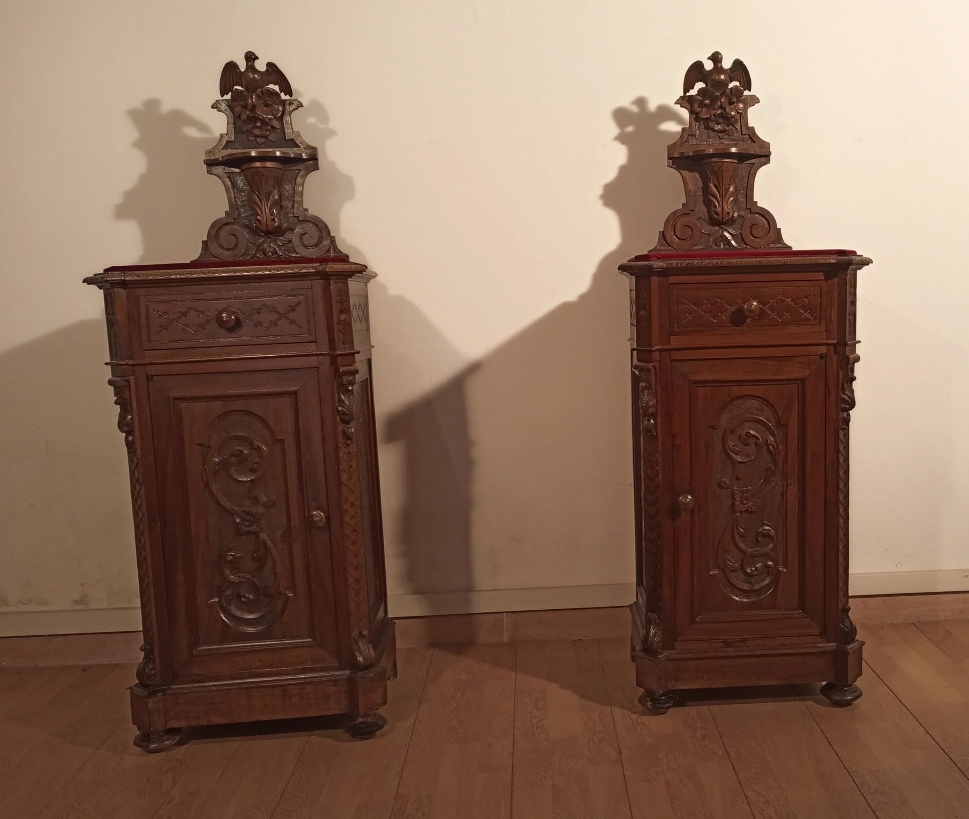 Pair of 19th Century Italian Carved Walnut Nightstands and Chest of Drawers in Set of 3