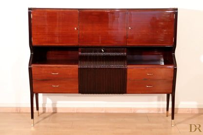 Mid-century sideboard by Osvaldo Borsani in polished mahogany with upper doors and central slatted panel, Italy, 1950s