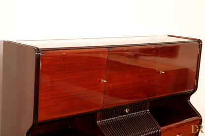 Osvaldo Borsani mahogany sideboard with polished curved edges from the 1950s, Borsani Varedo and Fretelli Turri furnishings