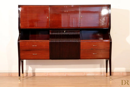 Mid-century sideboard by Osvaldo Borsani in polished mahogany with vertical slatted panel, Borsani furniture Varedo