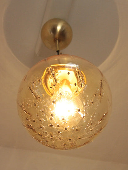 La Murrina Italian design pendant lamp with illuminated spherical pendant in brass signed 1970s