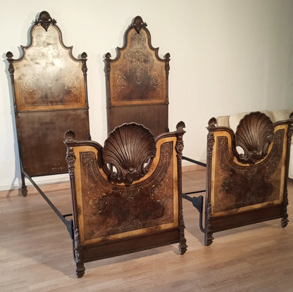 19th century Italian wrought iron bed with carved shell headboards and footboards for elegant home