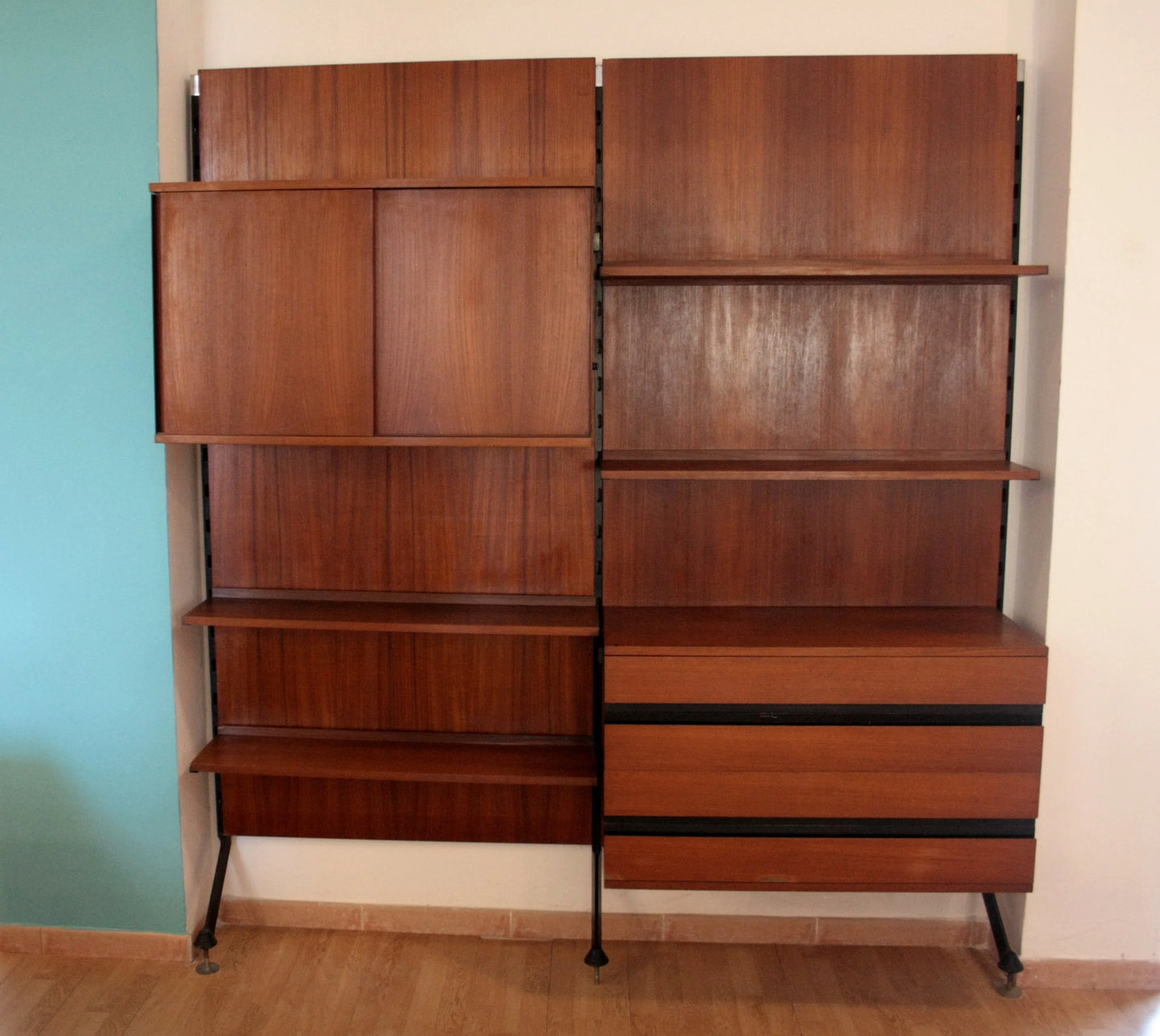 Modulare parete urio libreria due moduli in teak progettata da ico e luisa parisi per mim anni 60 italiana