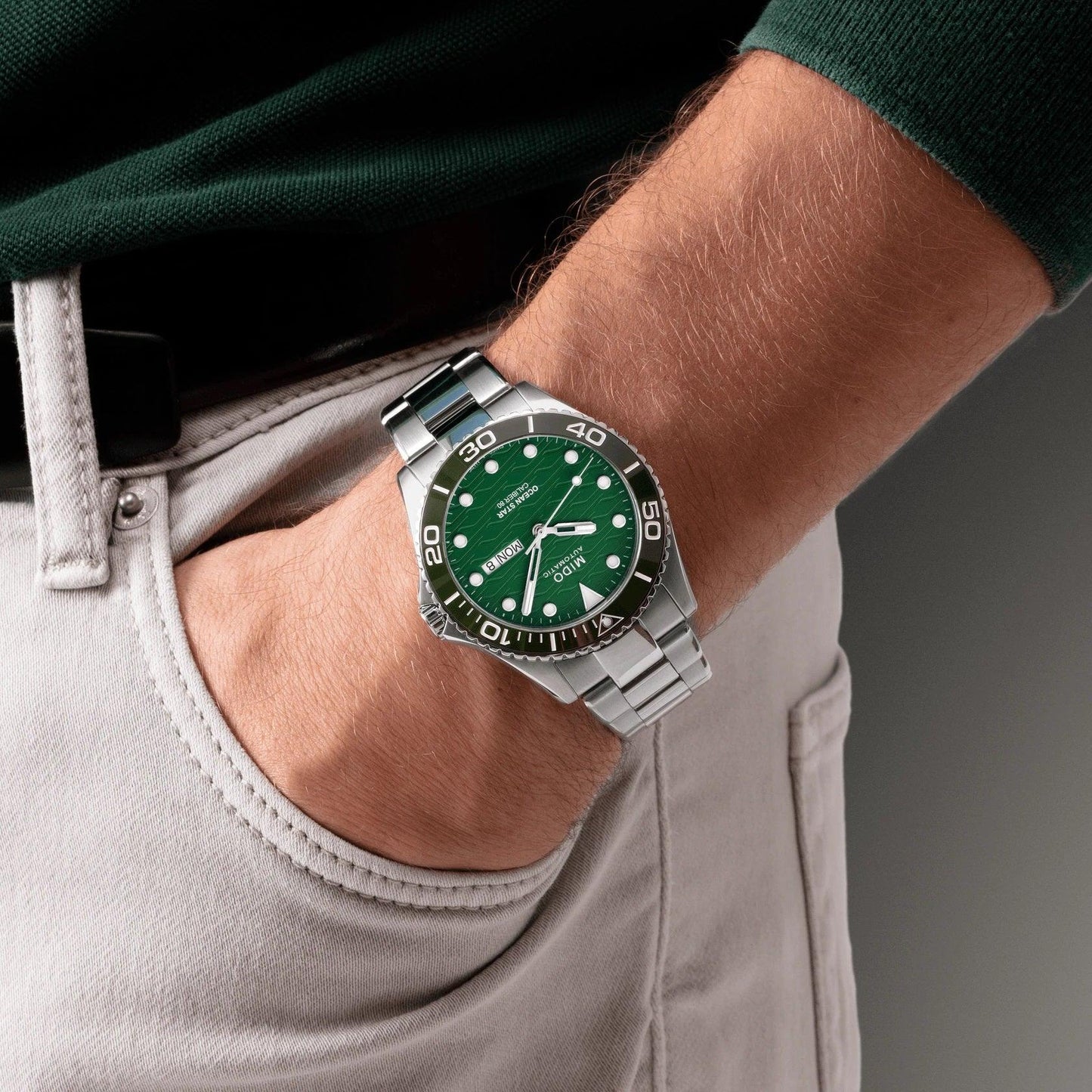 Mido Ocean Star 200C 42.5mm green automatic steel watch M042.430.11.091.00