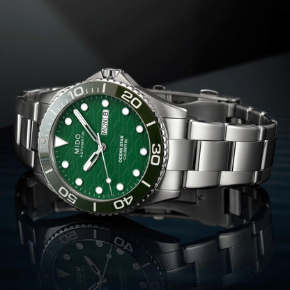 Mido Ocean Star 200C 42.5mm green automatic steel watch M042.430.11.091.00