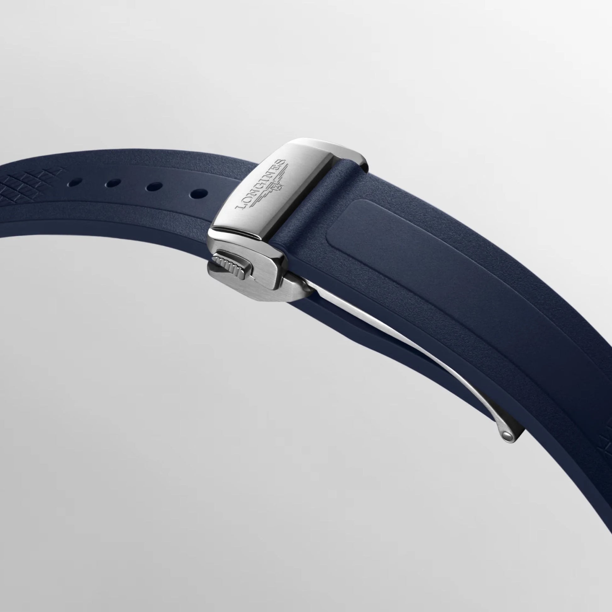 Navy blue rubber strap with polished steel buckle Longines for Conquest watch protected by the Swiss Federal Office