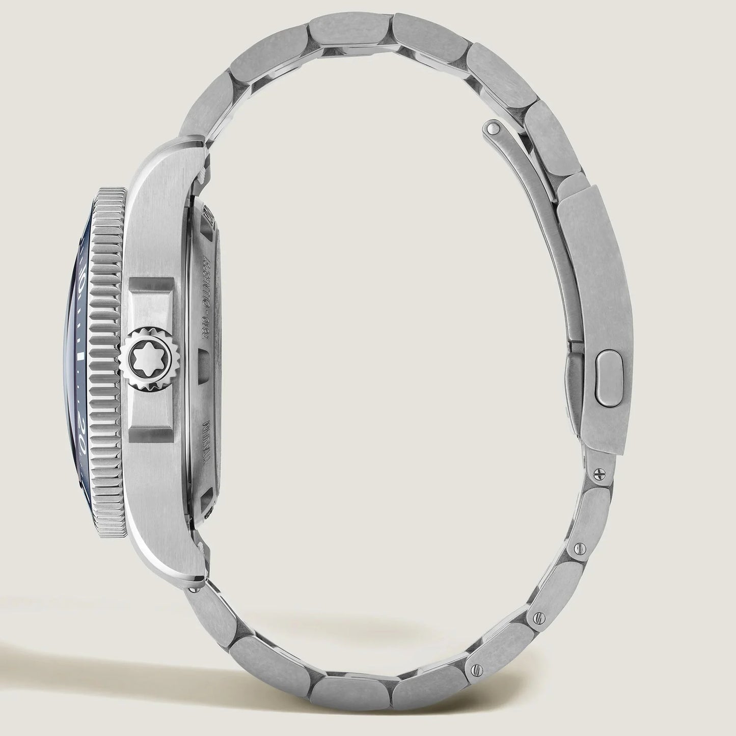 Montblanc Iced Sea Oxygen Deep 43mm Blue Titanium Watch with Interlock Bracelet and Textured Bezel