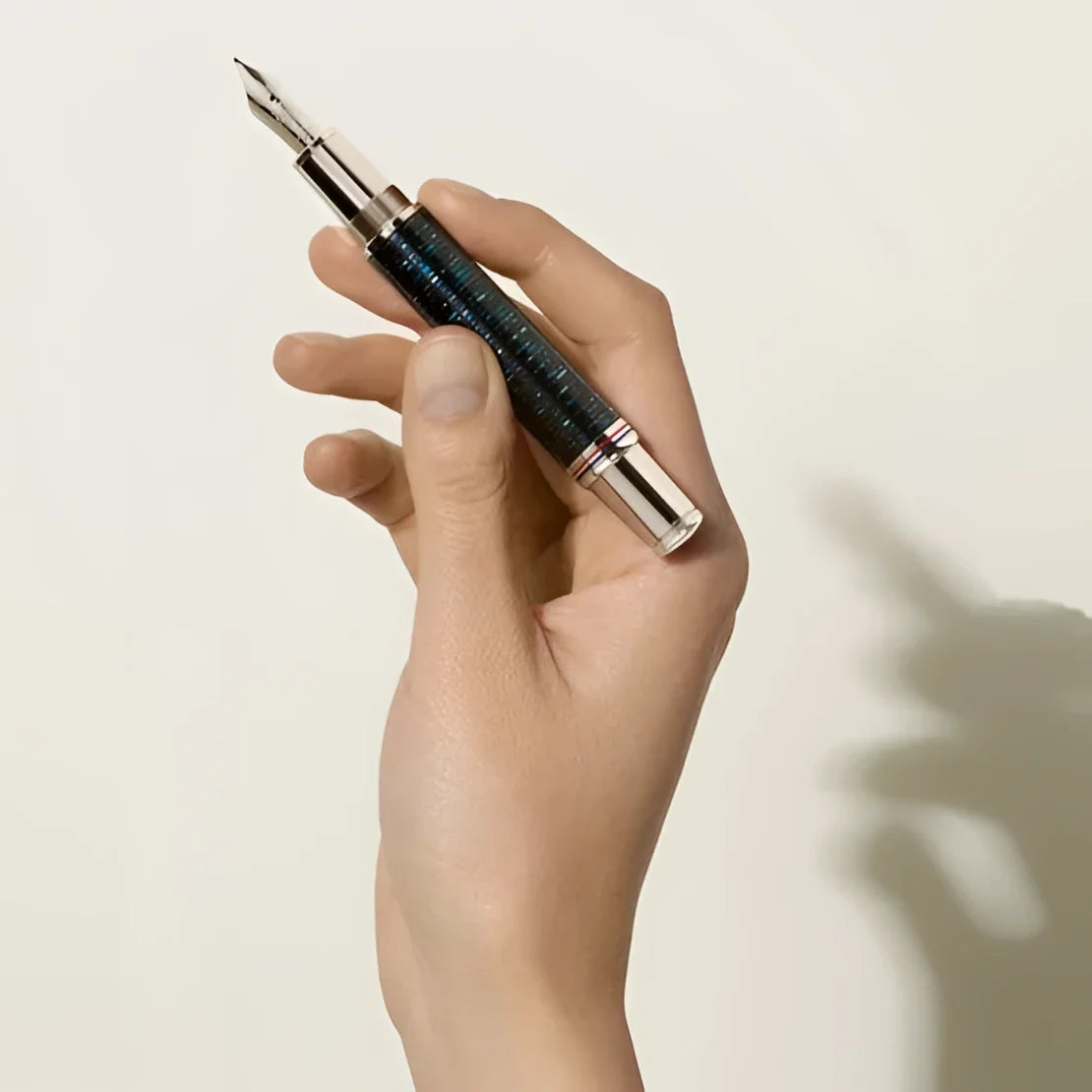 Montblanc stilografica great characters homage to the great gatsby edizione speciale blu scuro con punta f in metallo