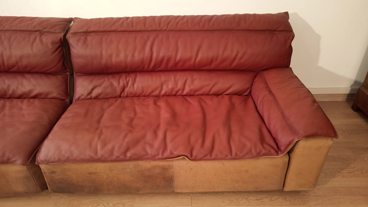 Divano bogo vintage in pelle e pelle scamosciata rosso con cuscini imbottiti di carlo bartoli, anni 70