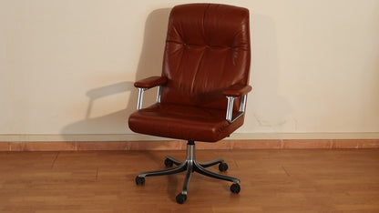 Tecno P126 Executive Armchair — Osvaldo Borsani for Tecno, 1966