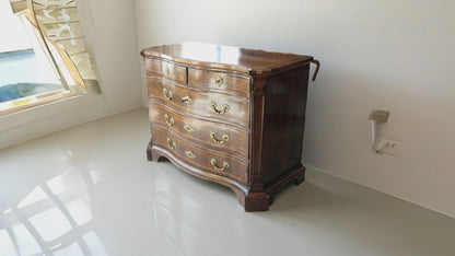 Walnut chest of drawers with curved front and brass handles - Spain, 18th century