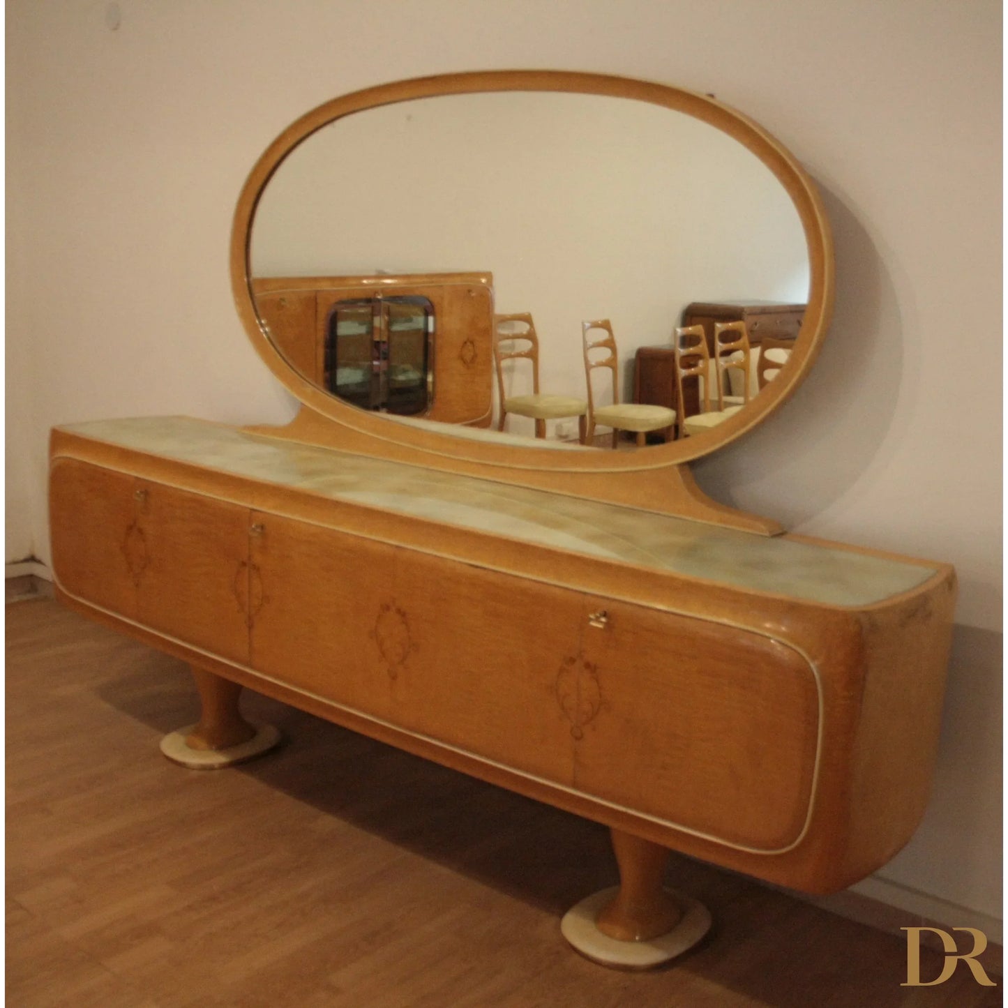 Art deco vanity con specchio ovale in legno laccato bianco vintage vittorio dassi pranzo mid-century moderna