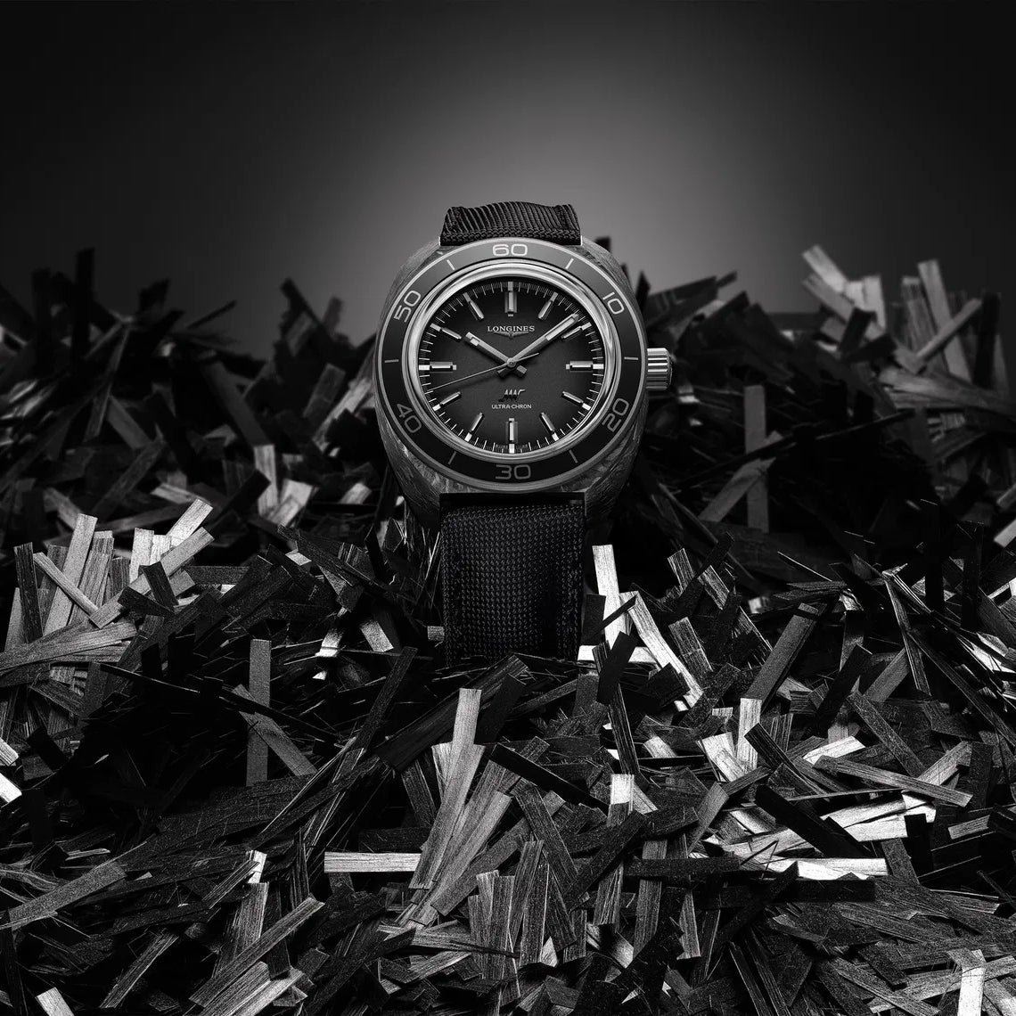Longines Ultra-Chron Carbon 43mm Anthracite Automatic Titanium and Carbon L2.839.4.52.2